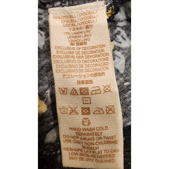 NEW Free People Floral Boho Top With V-Neck & Embroidered Details - Picture 6 of 13